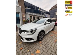 Renault Mégane Estate - 1.3 TCe Bose / Automaat / Led verlichting / Sfeerverlichting / HUD
