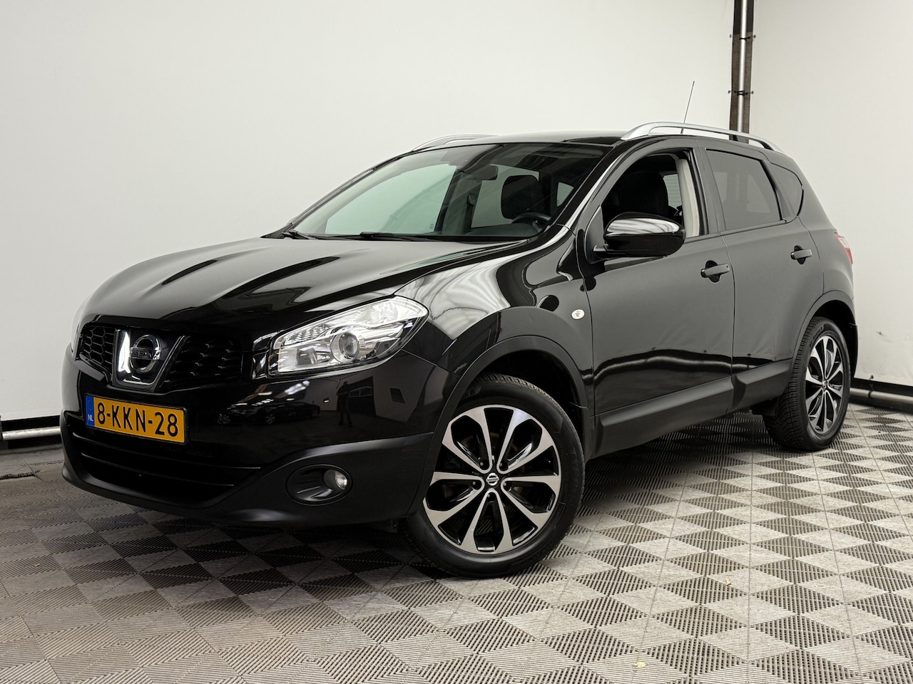 Nissan Qashqai - 1.6 Connect Edition Navi Pano Trekhaak - AutoWereld.nl