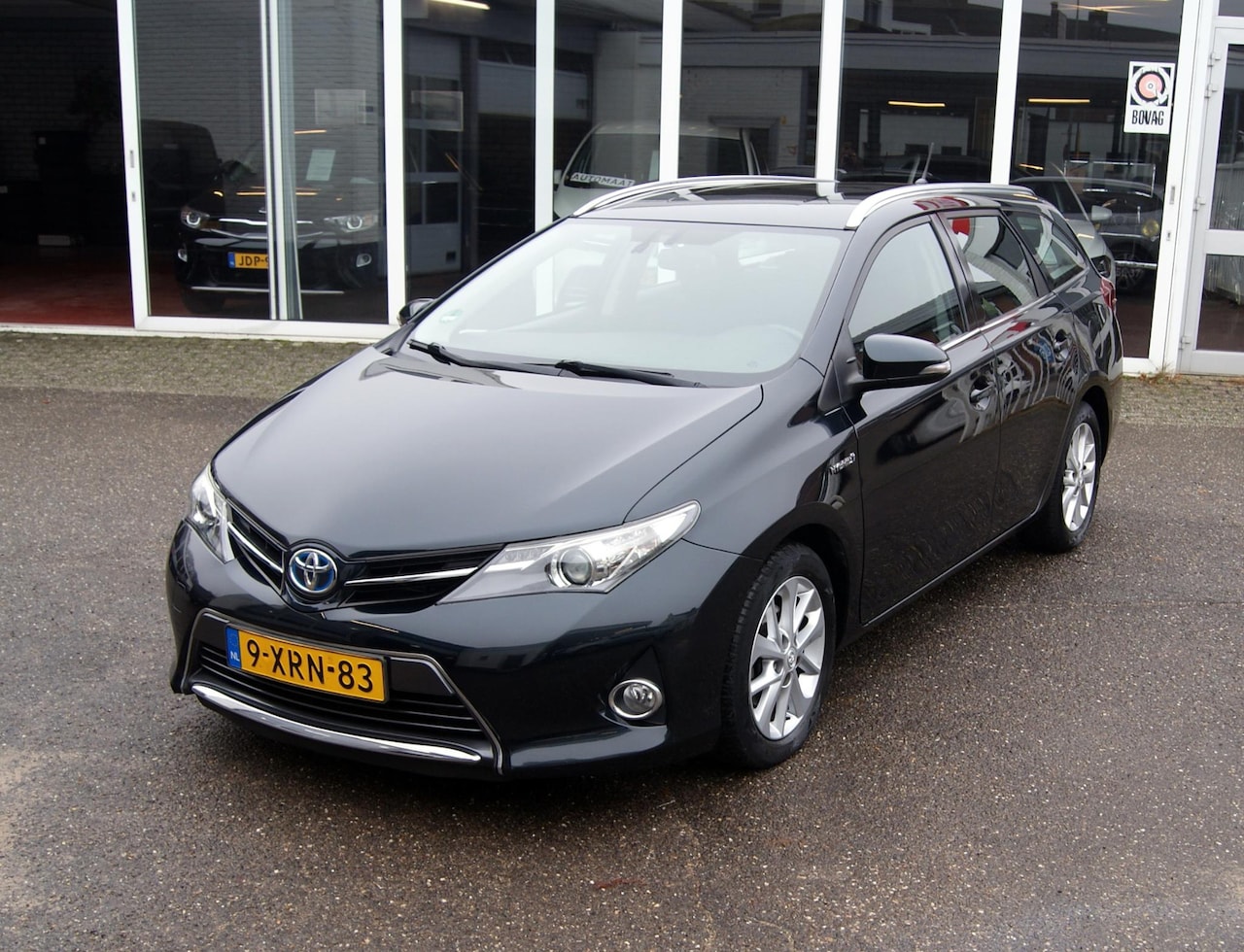 Toyota Auris Touring Sports - 1.8 Hybrid Dynamic Clima,Cruise,camera,RIJKLAARPRIJS!! - AutoWereld.nl