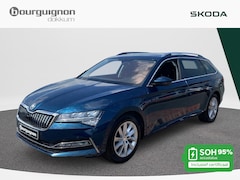 Skoda Superb Combi - 1.4 TSI iV Business Edition | PHEV | 218 pk | Trekhaak | Cruise | A-Camera | DCC | SOH 95%