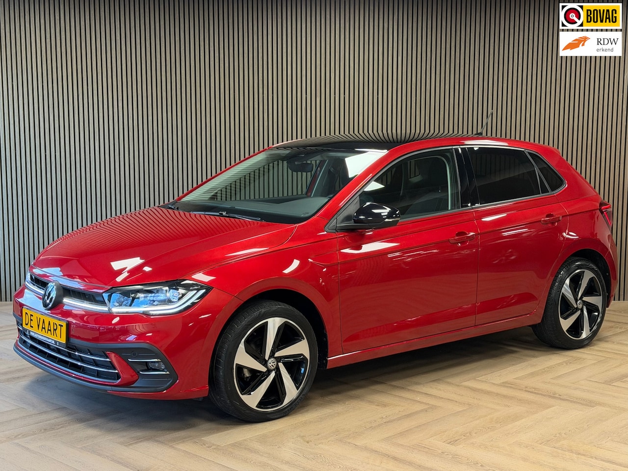 Volkswagen Polo - 1.0 TSI R-LINE AUT. CAMERA PARKEERSENSOREN VOOR EN ACHTER APPLE CARPLAY NAVI CRUISE CONTRO - AutoWereld.nl