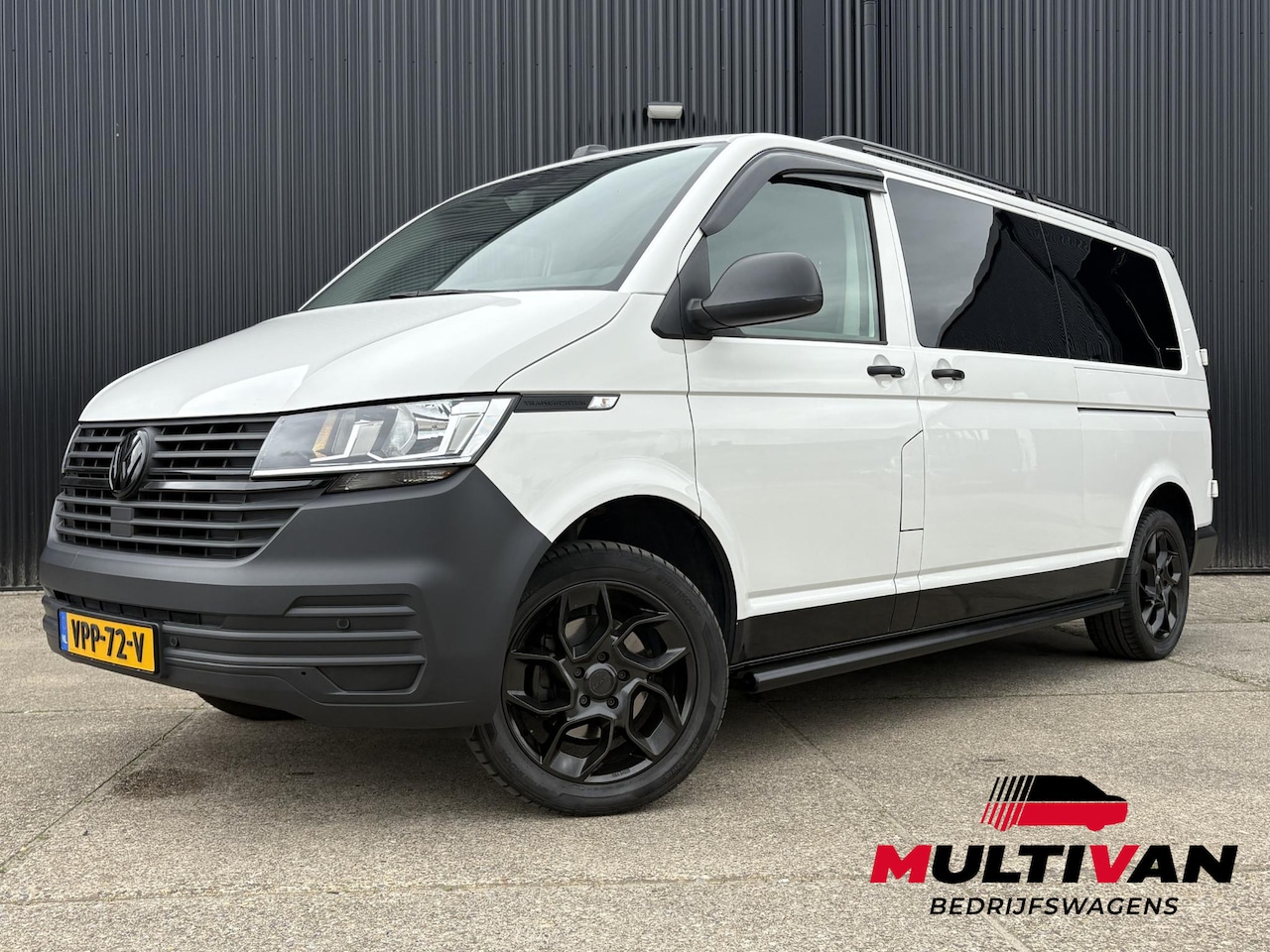 Volkswagen Transporter - 2.0TDI L2H1 | Standkachel | 2x Schuifdeur | 18 inch LMV | Stoelverwarming - AutoWereld.nl