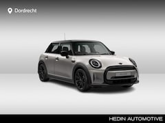 MINI Cooper - 5-deurs Camden Plus Edition | Panorama | Harman Kardon | Stoelverwarming | 17"