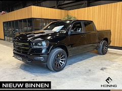 Dodge Ram 1500 - 5.7 V8 4x4 Crew Cab Laramie Sport. Black Edition. Apple-carplay. Navi. Pano. Train Horn. N