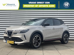 Alfa Romeo Junior - 54 kWh 156pk Elettrica Speciale Navigatie | Panorama Dak | Camera | Pack Techno