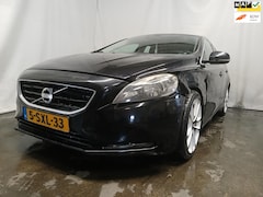 Volvo V40 - 1.6 D2 Summum - Schade