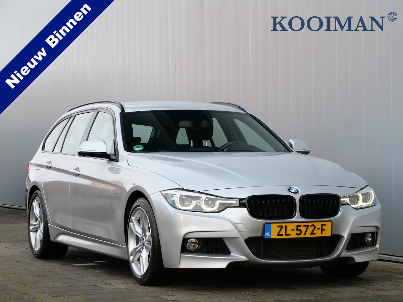 BMW 3-serie Touring - 318i M Sport Corporate Lease 136 Pk Automaat Navigatie / Leer / Camera / PDC - AutoWereld.nl