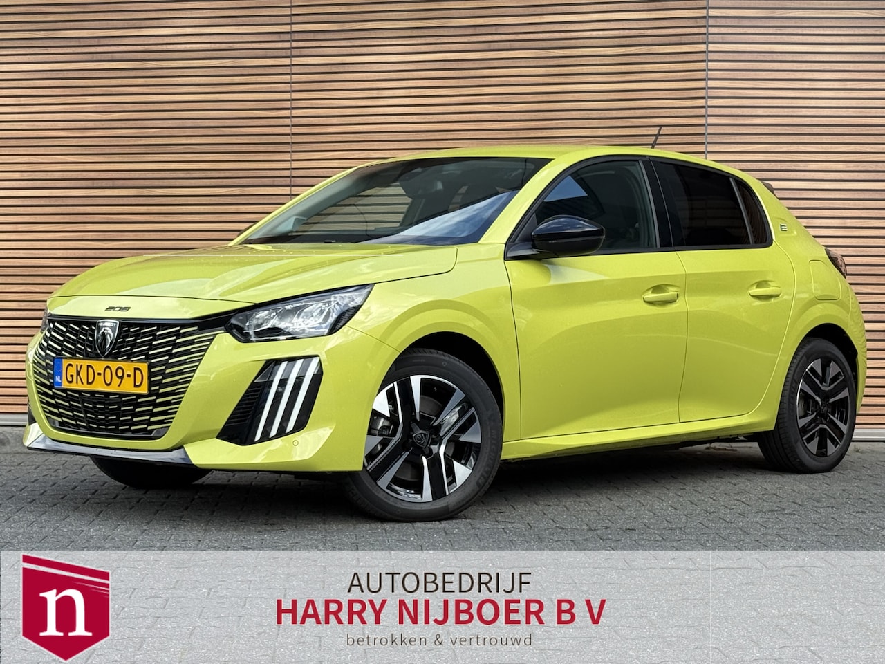 Peugeot e-208 - EV Style 50 kWh Apple carplay / Navigatie / Parkeerhulp - AutoWereld.nl
