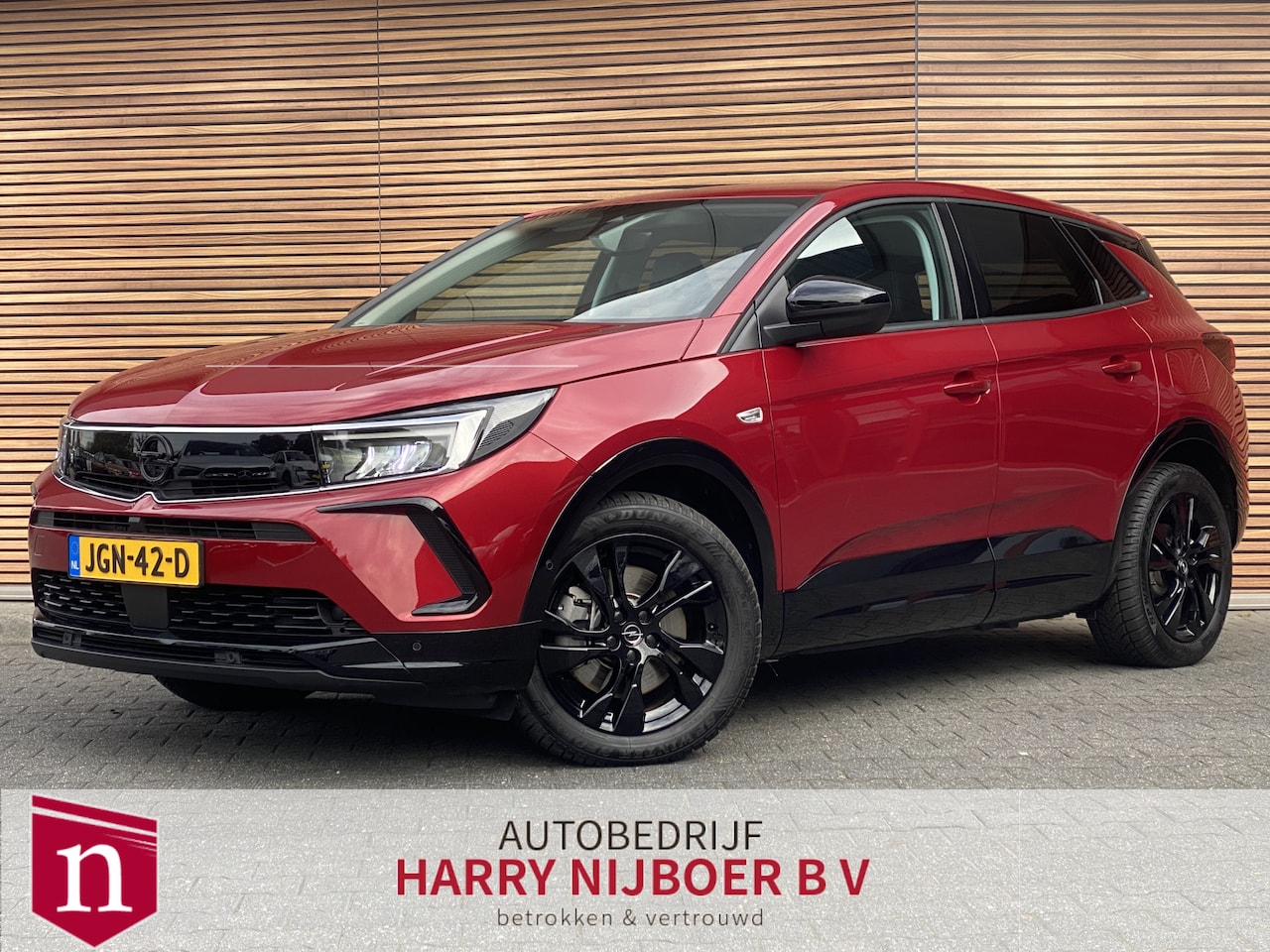 Opel Grandland - 1.6 Turbo Plug-In Hybrid GS Parkeer assistent / Stoelverwarming / Camera - AutoWereld.nl