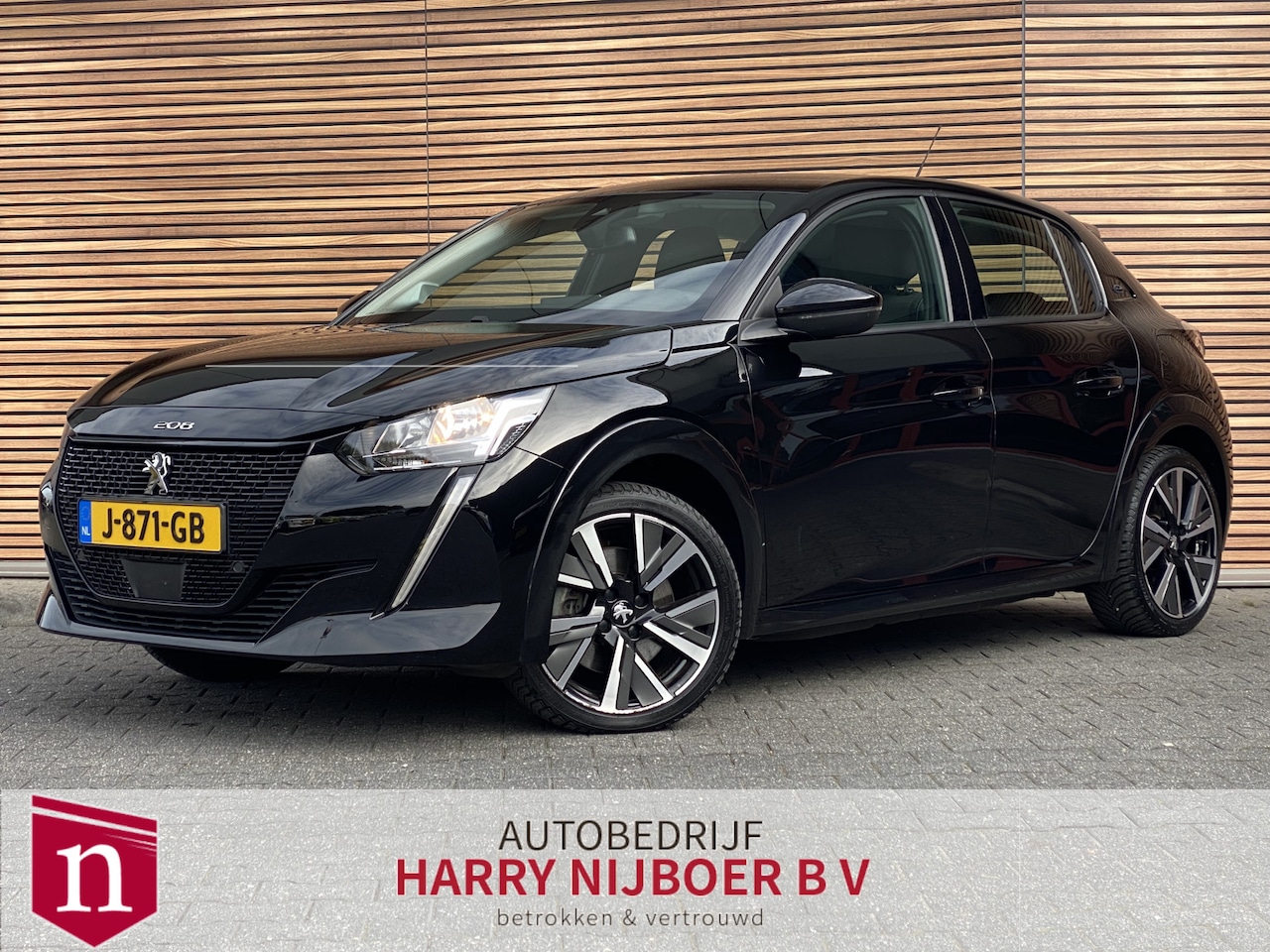 Peugeot e-208 - EV Allure 50 kWh Parkeerhulp / Carplay / Lm-velgen - AutoWereld.nl