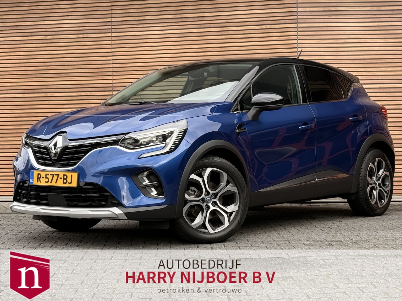 Renault Captur - 1.6 E-Tech Plug-in Hybrid 160 Business Navi / Clima / Carplay / Cruise / Keyless / LED - AutoWereld.nl