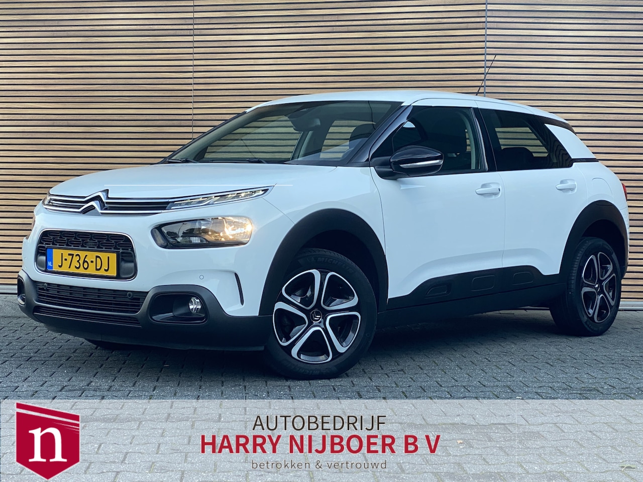Citroën C4 Cactus - 1.2 PureTech Business Carplay / Stoelverwarming / Cruise control - AutoWereld.nl
