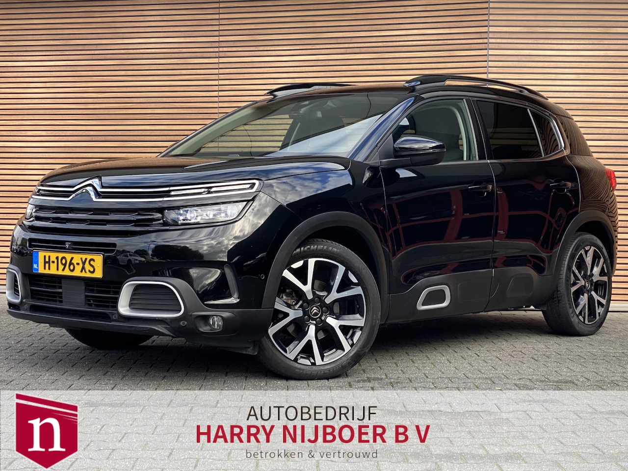 Citroën C5 Aircross - 1.2 PureTech Business Plus Navigatie / Camera / Trekhaak - AutoWereld.nl