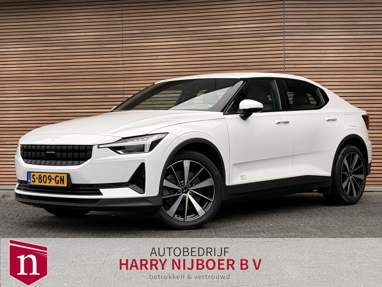 Polestar 2 - Standard Range Single Motor 64kWh 96.99%soh Navi / Carplay / Camera / Stoelverwarming / Me - AutoWereld.nl