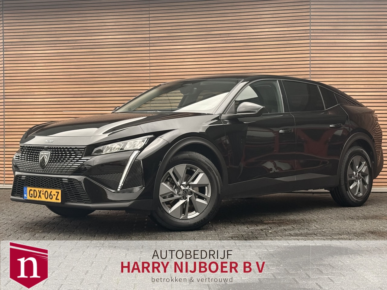 Peugeot 408 - 1.2 Hybrid 136 e-DCS6 Allure Navi / Adapt. Cruise / Clima / Camera / DAB+ - AutoWereld.nl