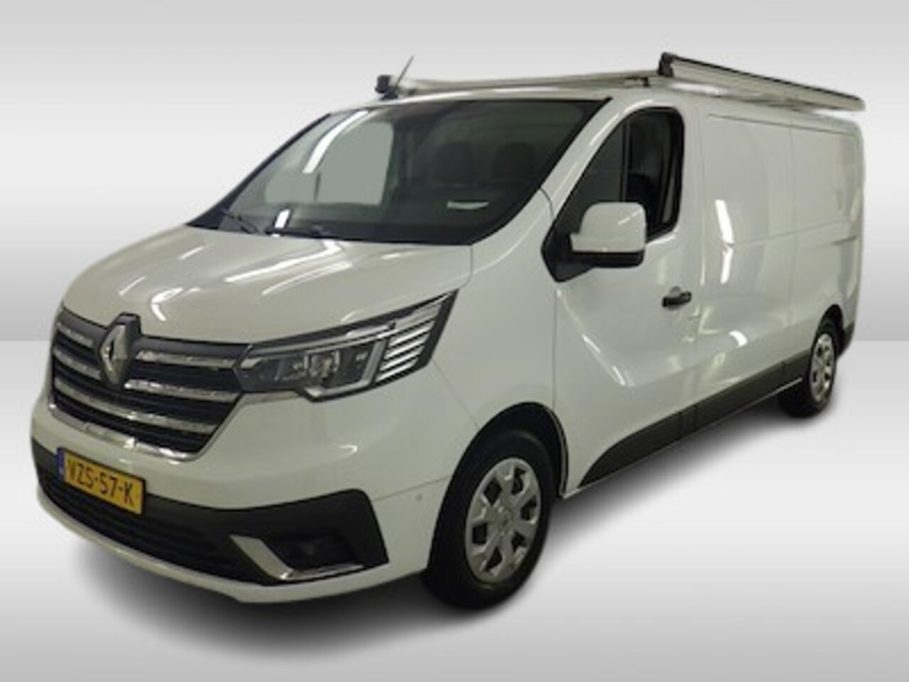 Renault Trafic - 2.0 dCi 130pk L2 H1 Work Edition (wordt verwacht) - AutoWereld.nl