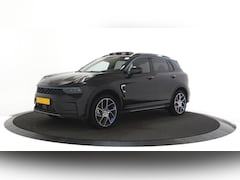 Lynk & Co 01 - 1.5 Zwarte hemelbekleding / 360 Camera / Navigatie