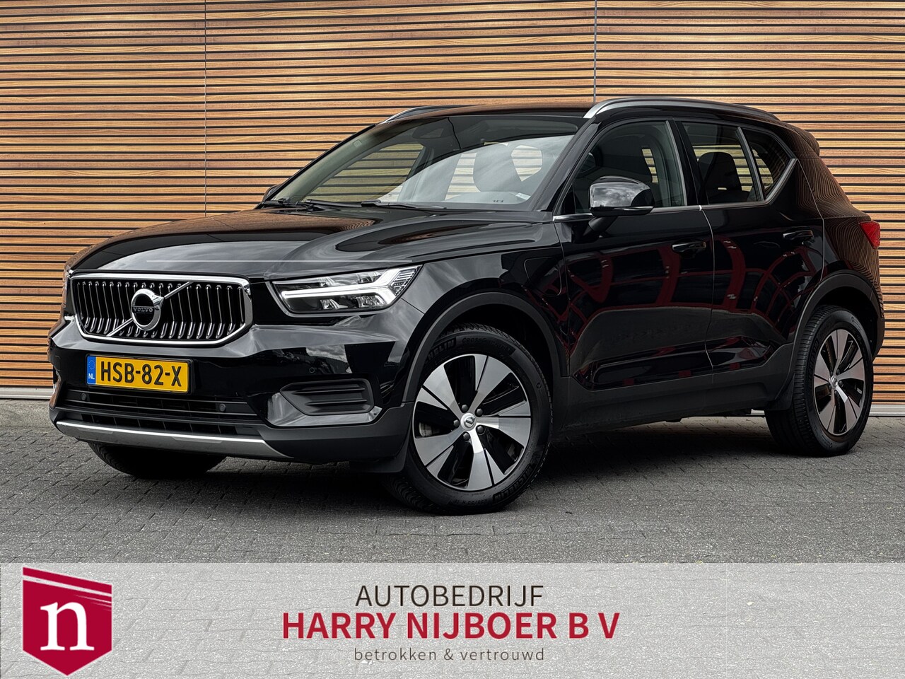 Volvo XC40 - 1.5 T4 Recharge Inscription Expression PDC v+a / Navigatie / Camera / Carplay / 18 "lm vel - AutoWereld.nl