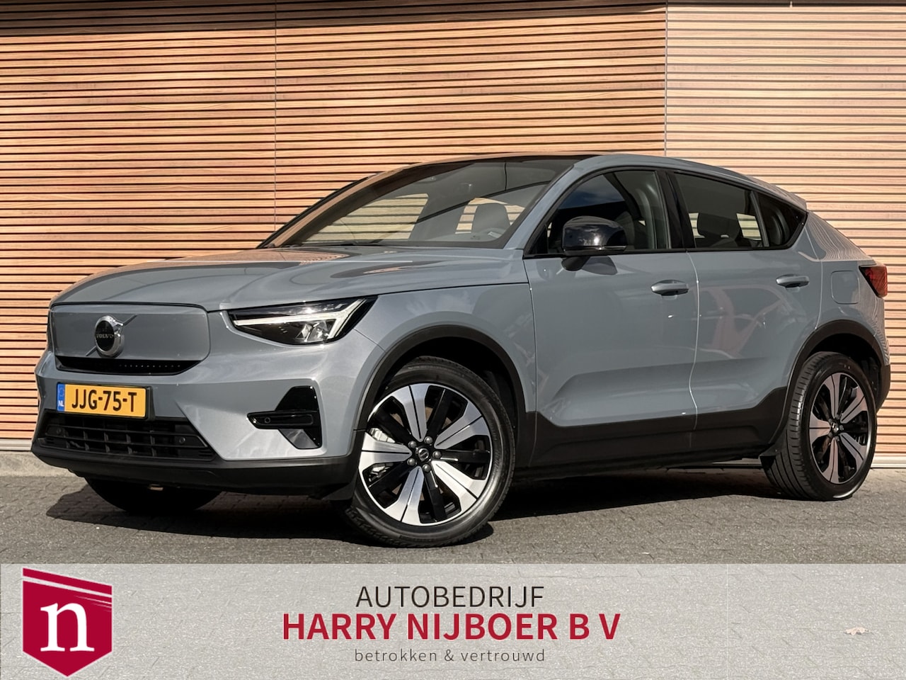 Volvo C40 - Recharge Core 69 kWh Panoramadak / Carplay / Camera - AutoWereld.nl