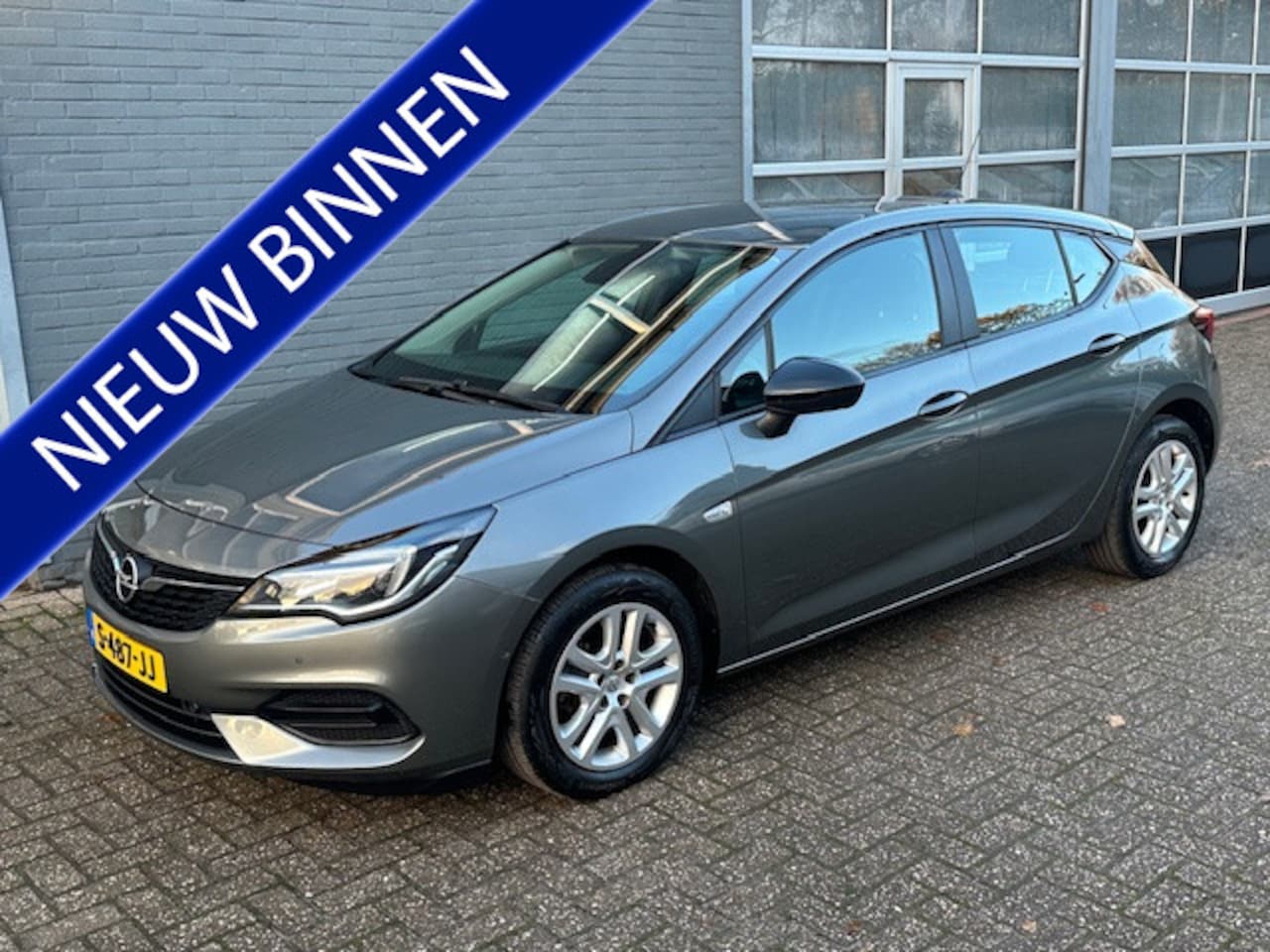 Opel Astra - 1.2 Business Edition/ Incl afl.pakket en 12 mnd Bovag garantie - AutoWereld.nl