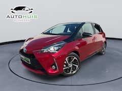 Toyota Yaris - 1.5 Hybrid Dynamic Bi-tone Achteruitrijcamera Zeer mooie complete auto