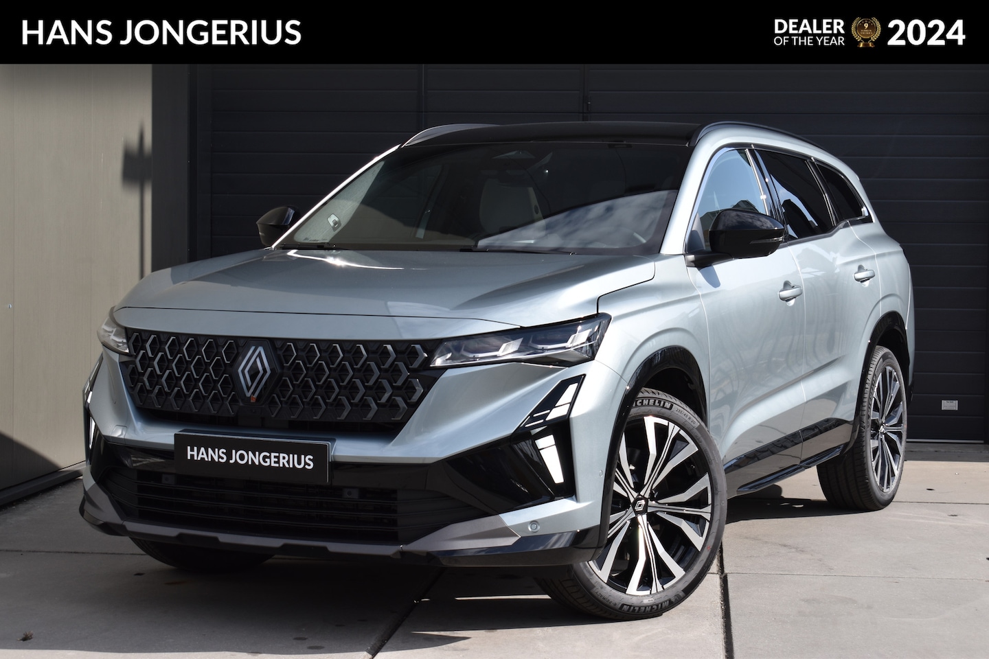 Renault Espace - Iconic | Achteruitrijcamera | Adaptive Cruise Control | Elektrisch verwarmbare voorstoelen - AutoWereld.nl