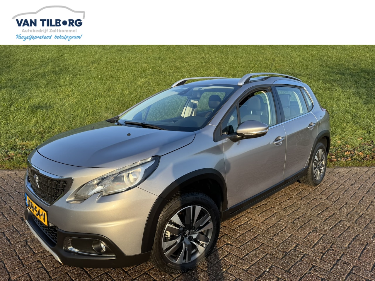 Peugeot 2008 - 1.2 PureTech Allure Navi | Apple Carplay | Camera | 16'' LMV - AutoWereld.nl
