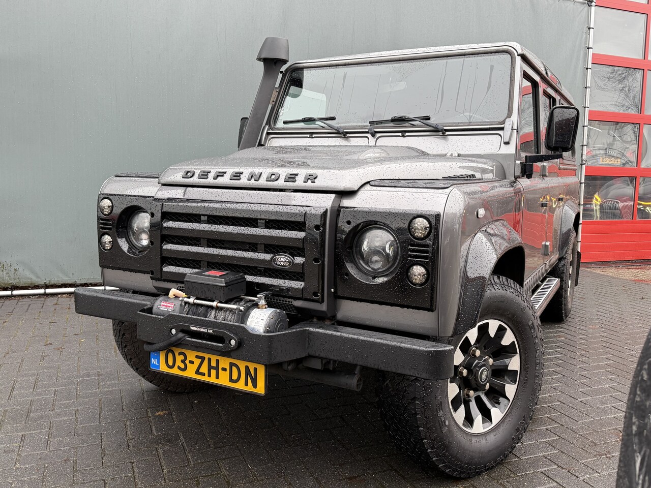 Land Rover Defender 110 - BWJ 2008 2.4 123 PK TD 110 SW XTech/ LUCHTVERING LUCHTVERING / TREKHAAK / STOELVERWARMING - AutoWereld.nl