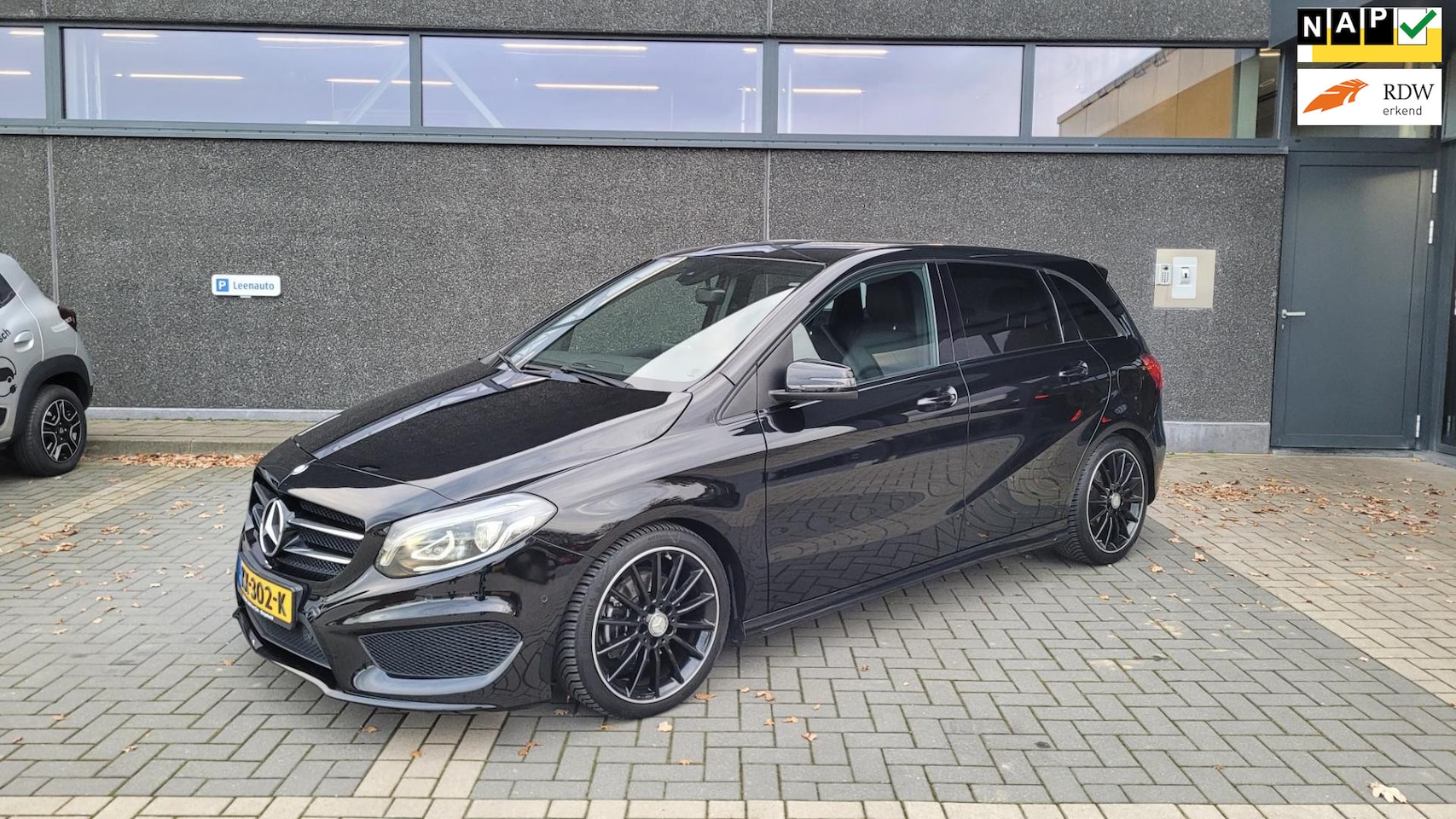 Mercedes-Benz B-klasse - 180 AMG Night Edition Plus Automaat *1e eigenaar* - AutoWereld.nl