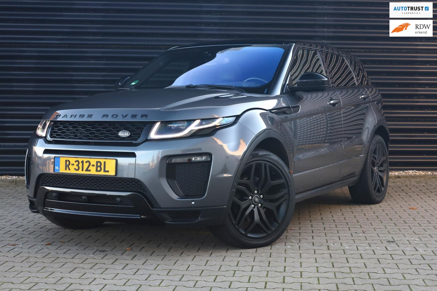 Land Rover Range Rover Evoque - 2.0 TD4 Autobiography / FULL OPTION / MEMORY / HIGH BEAM / BLACK PACK - AutoWereld.nl