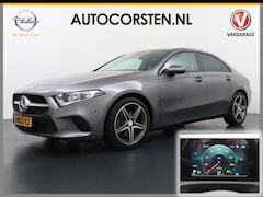Mercedes-Benz A-klasse - 180 Navi Virtual-Cockpit Camera Ecc Cruise Control Pdc Keyless Stoelverwarming Regen-Licht