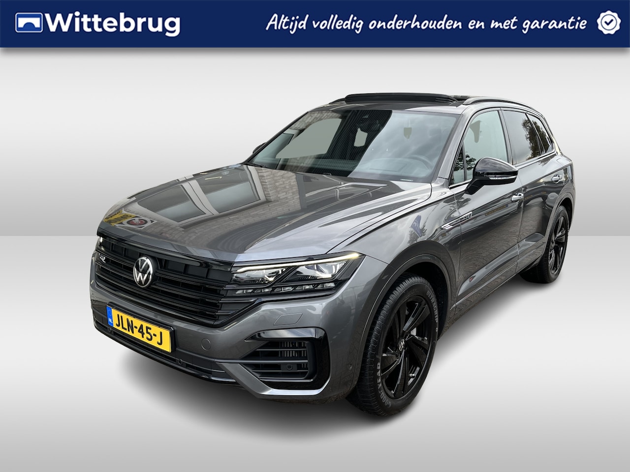 Volkswagen Touareg - 3.0 TSI 4MOTION R / AUTOMAAT/ PANO/ 462PK/ LUCHTVERING/ LEER/ HEAD-UP DISPLAY/ ADAPT. CRUI - AutoWereld.nl