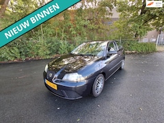 SEAT Ibiza - 1.2-12V Selection LEUKE AUTO ZO WEG PRIJSJE