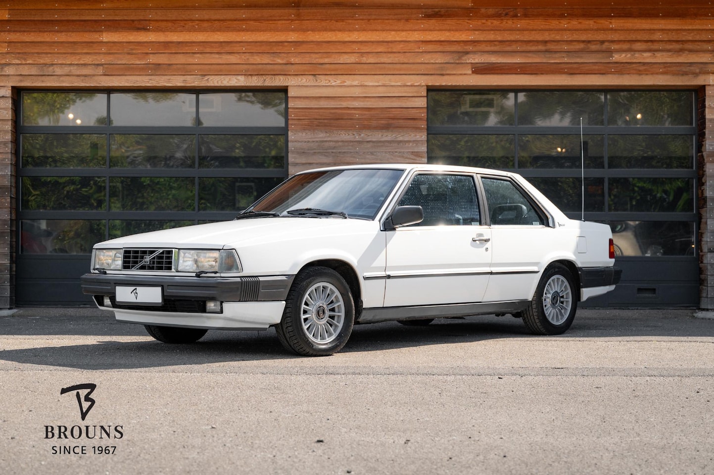 Volvo 780 - 2.8 Coupé Bertone | Inclusief volledige servicehistorie | 1A | - AutoWereld.nl