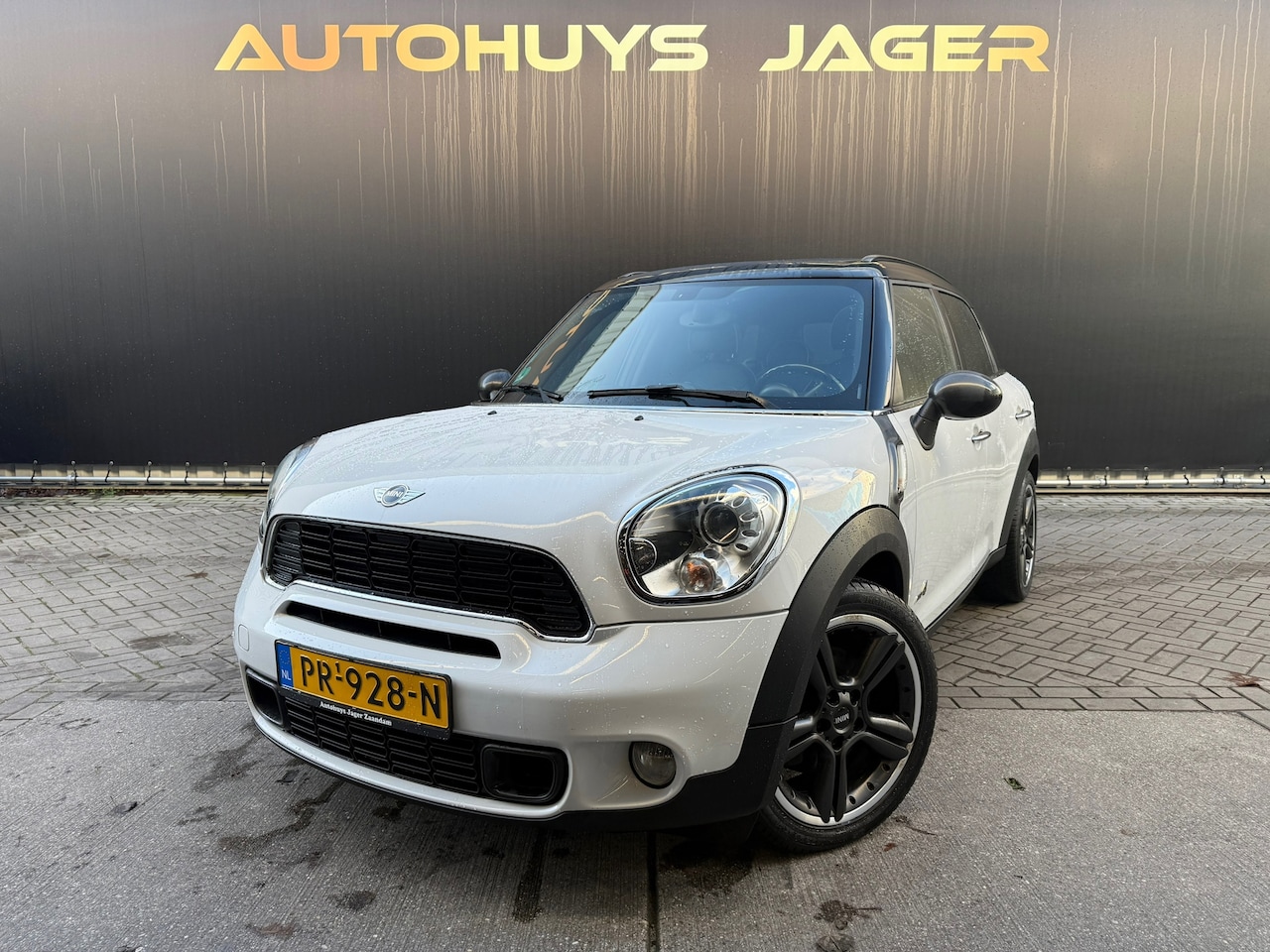 MINI Countryman - Mini 1.6 Cooper S ALL4 Chili|Panorama|Leer - AutoWereld.nl