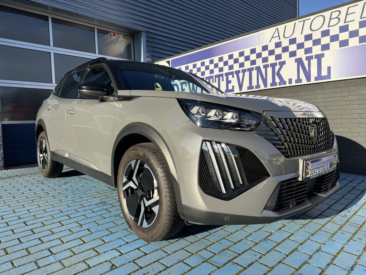 Peugeot 2008 - 1.2 PureTech 130 GT 1.2 PureTech 130 GT - AutoWereld.nl