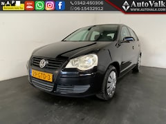 Volkswagen Polo - 1.4-16V Comfortline. Cruise