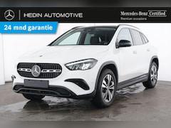 Mercedes-Benz GLA-Klasse - GLA 250e Automaat Luxury Line | Nightpakket | Winterpakket | Panoramadak | Distronic | Sfe