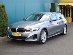 BMW 3-serie Touring - 318i Aut. CARPLAY|ELEK.A.KLEP|NAV|LED|CRUISE|ECC|PDC|LMV Nieuwstaat 1'EIG