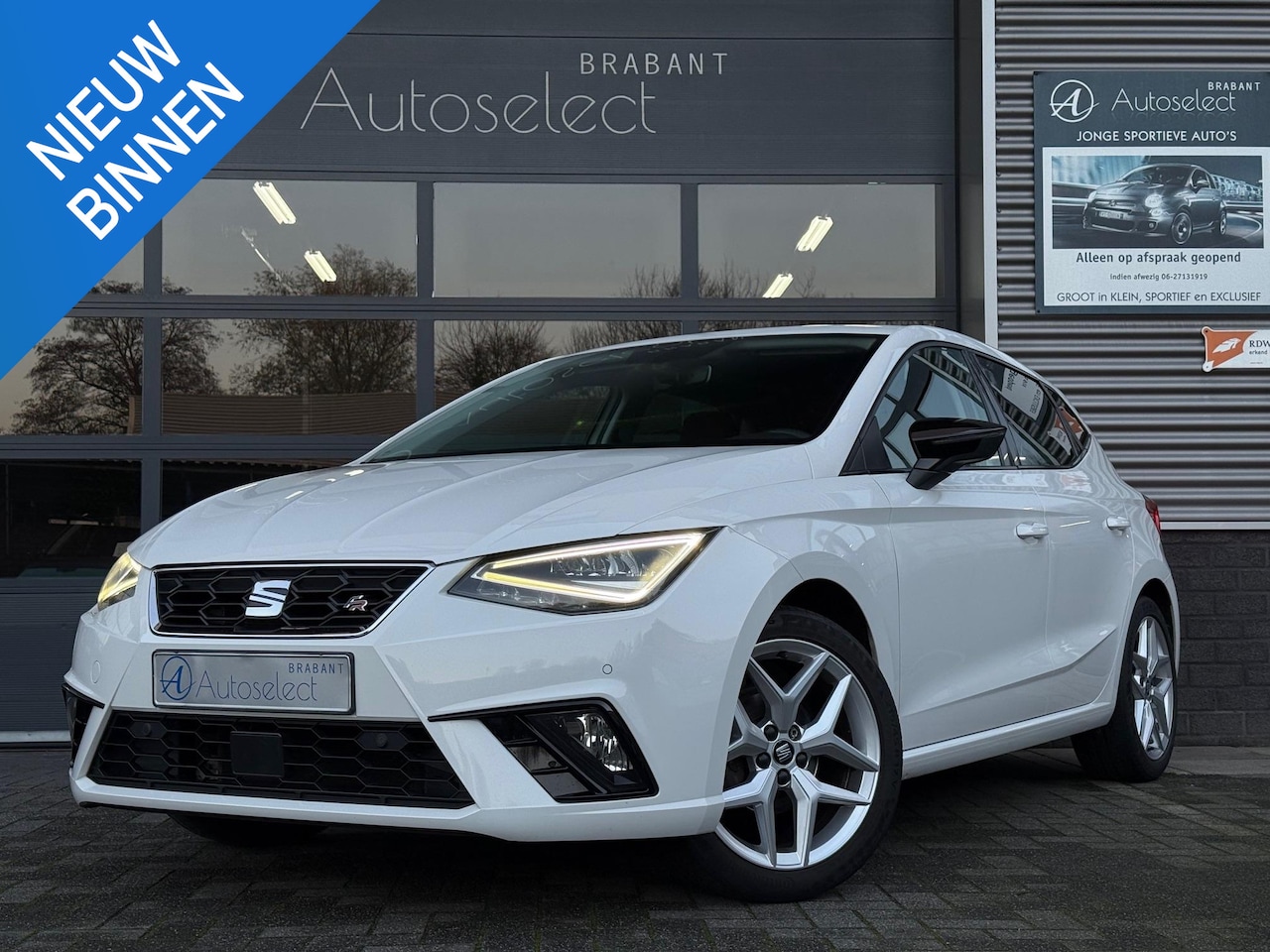 SEAT Ibiza - 1.0 TSI FR ACC LED Navi Camera - AutoWereld.nl