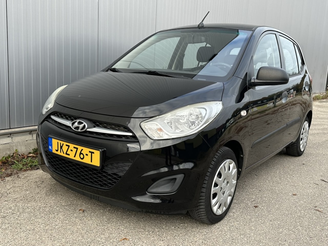 Hyundai i10 - 1.1 EM-Edition, Airco, lage km.stand - AutoWereld.nl