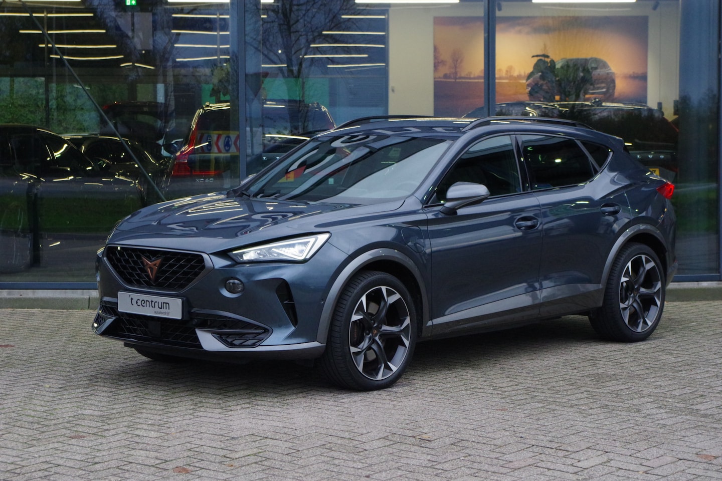 CUPRA Formentor - 1.4 e-Hybrid 245 PK VZ Performance PHEV, Camera, Kuipstoelen, Adap. Cruise Control - AutoWereld.nl