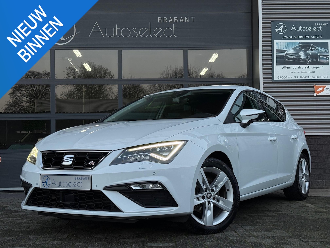 SEAT Leon - 1.4 EcoTSI FR Cruise LED CarPlay - AutoWereld.nl