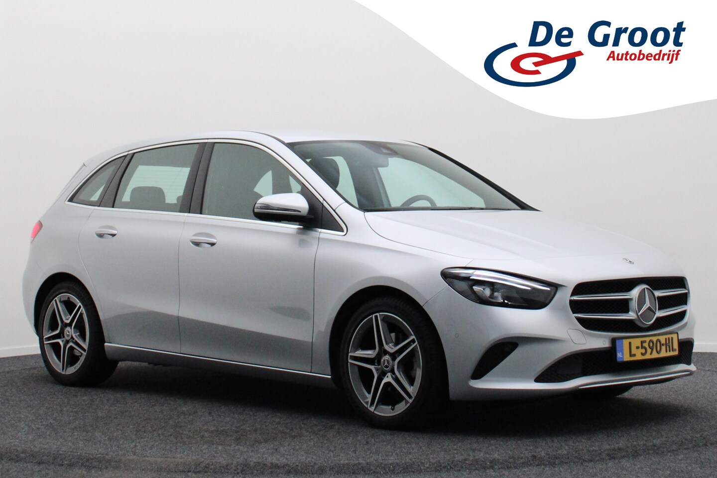 Mercedes-Benz B-klasse - 180 Launch Edition AMG Line Automaat Virtual Cockpit, LED, Apple Carplay, Camera, PDC, 18" - AutoWereld.nl