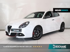 Alfa Romeo Giulietta - 1.4 Turbo MultiAir Super | Climate control | Lederen bekleding | Navigatie | 18" Lichtmeta