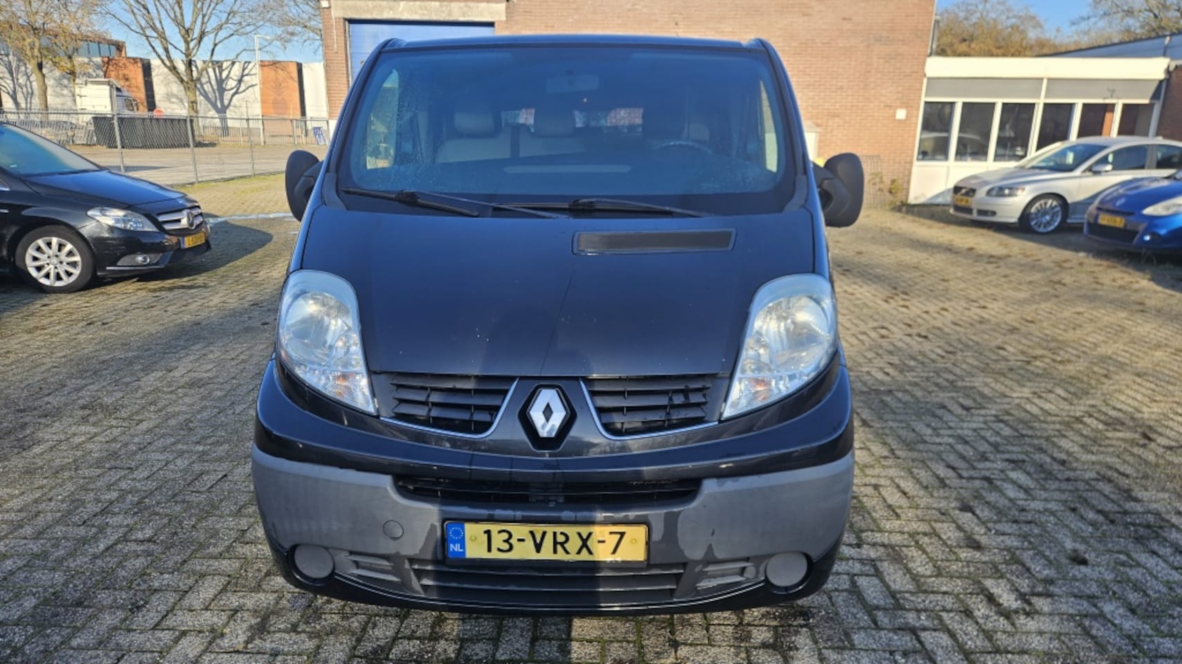 Renault Trafic - 2.0 dCi T29 L2H1 2.0 dCi T29 L2H1 - AutoWereld.nl