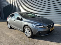 Volvo V40 Cross Country - 1.5 T3 Summum