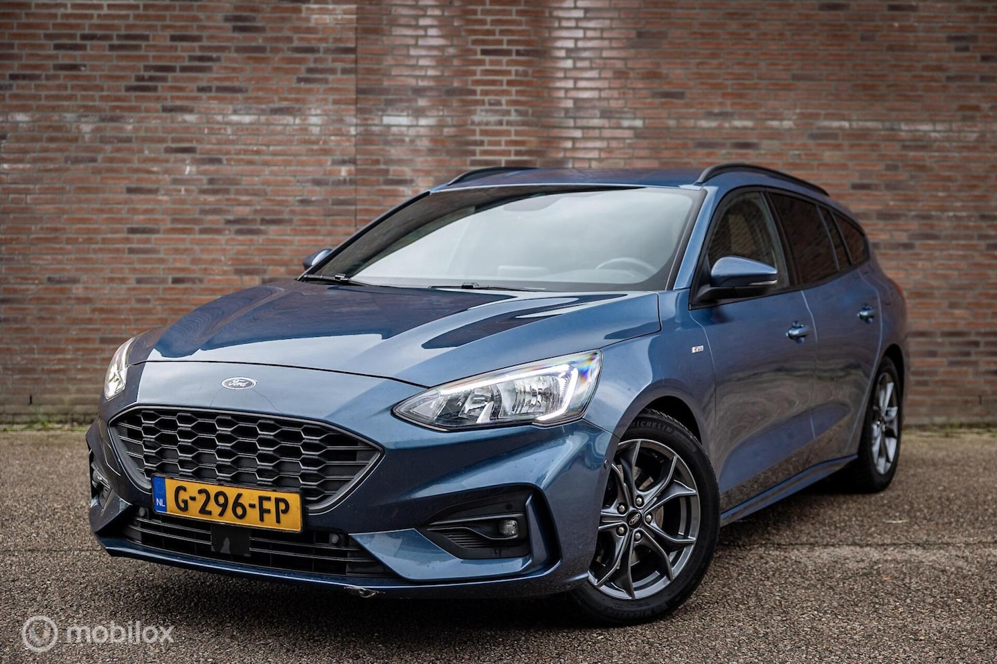 Ford Focus Wagon - 1.5 EcoBoost ST-Line | Nap | Export Prijs ! - AutoWereld.nl