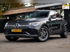 Mercedes-Benz GLC-klasse Coupé - 200 Premium Plus AMG Line I 1 Eig I NL Auto I Dealeronderhouden I Burmester I Opendak I Gr