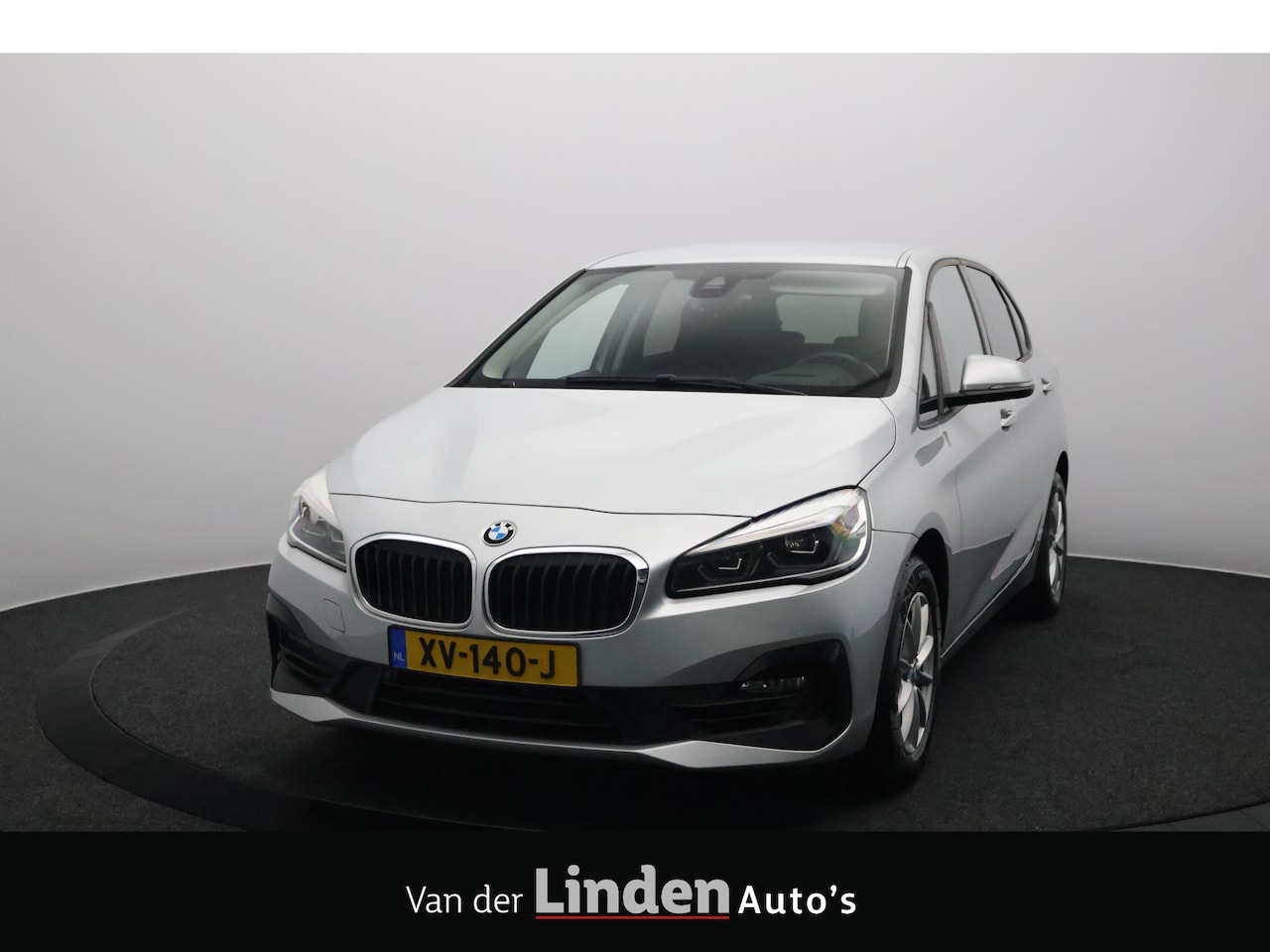 BMW 2-serie Active Tourer - 218i Executive Edition | Head-Up Display | Automaat | Led | Camera | Navigatie - AutoWereld.nl